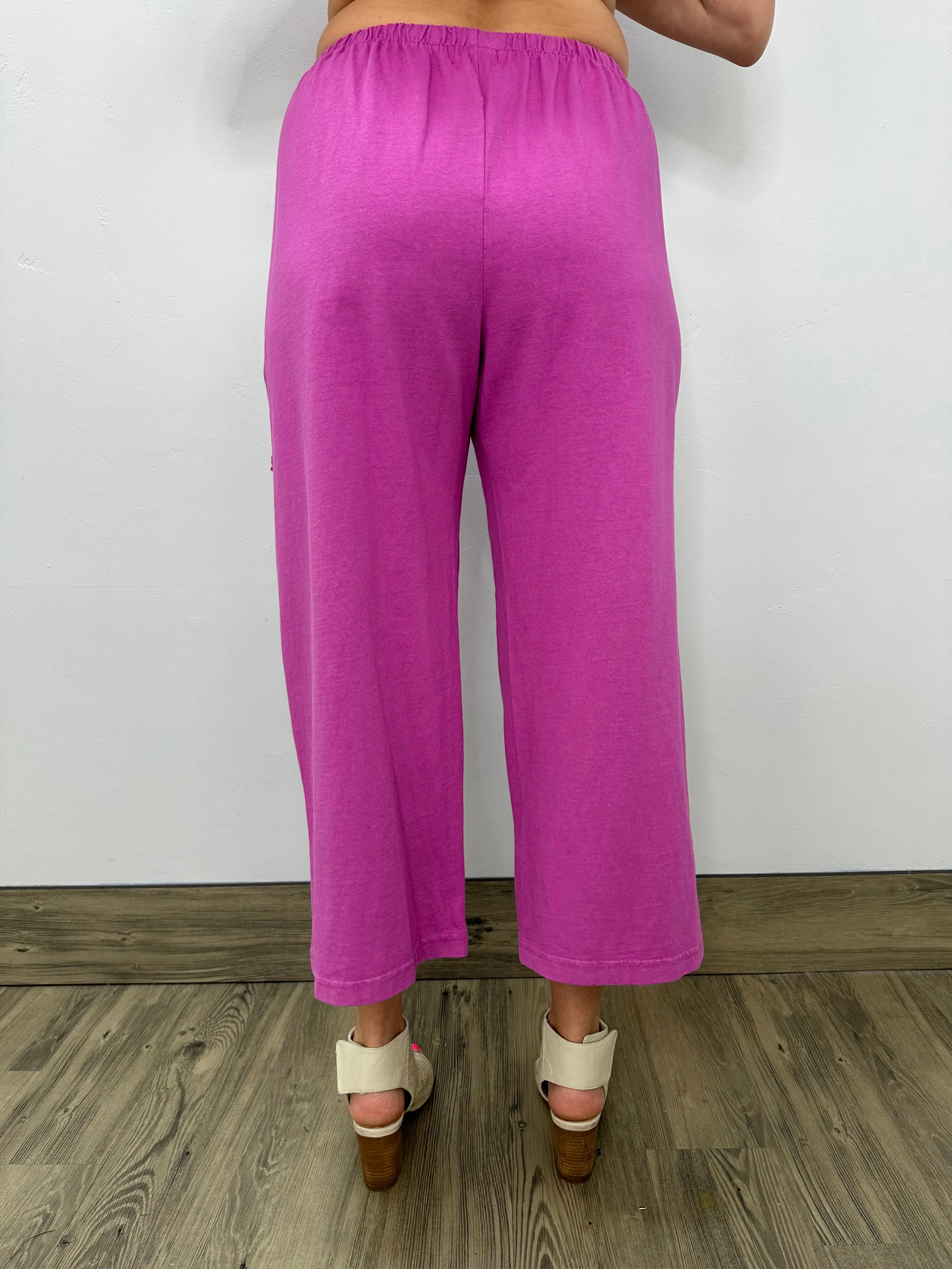 Berry Multi Pocket Crop Pant