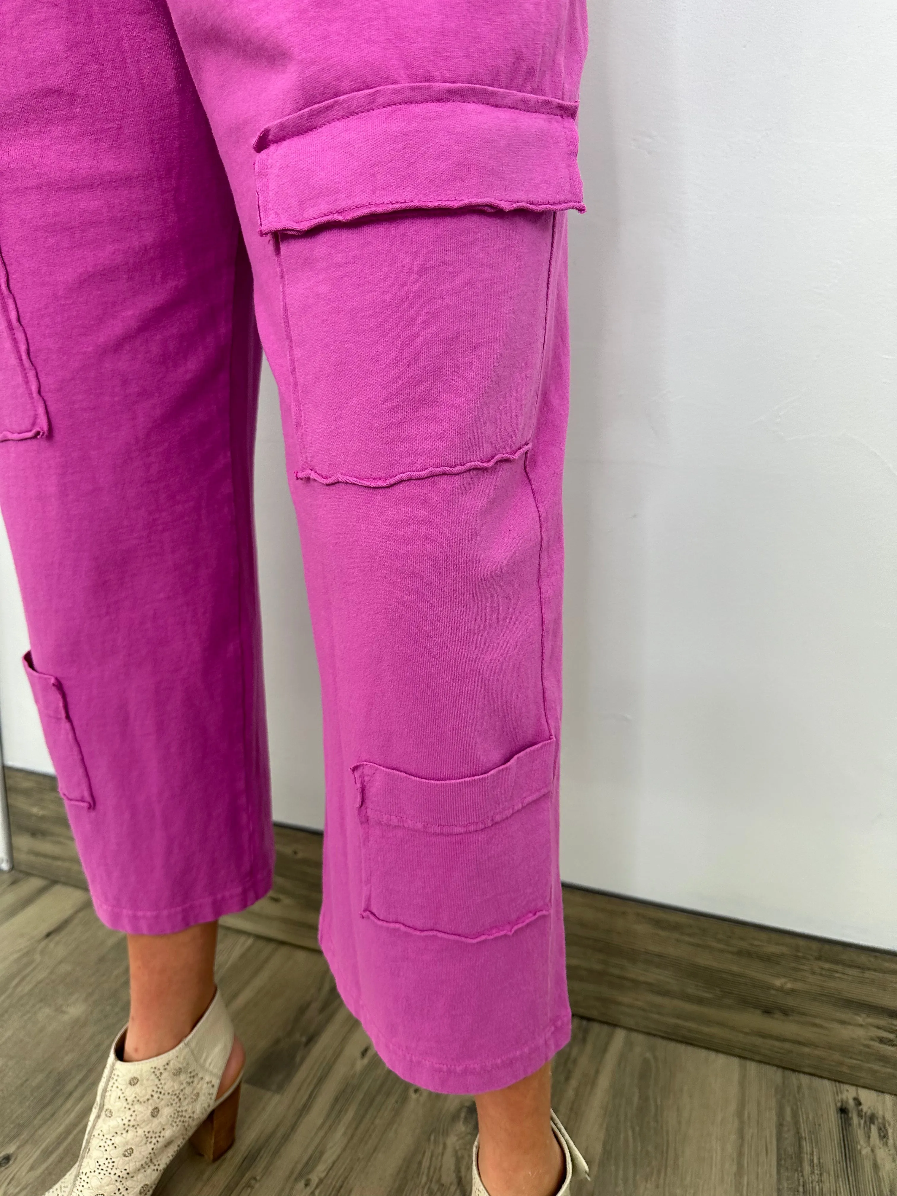 Berry Multi Pocket Crop Pant