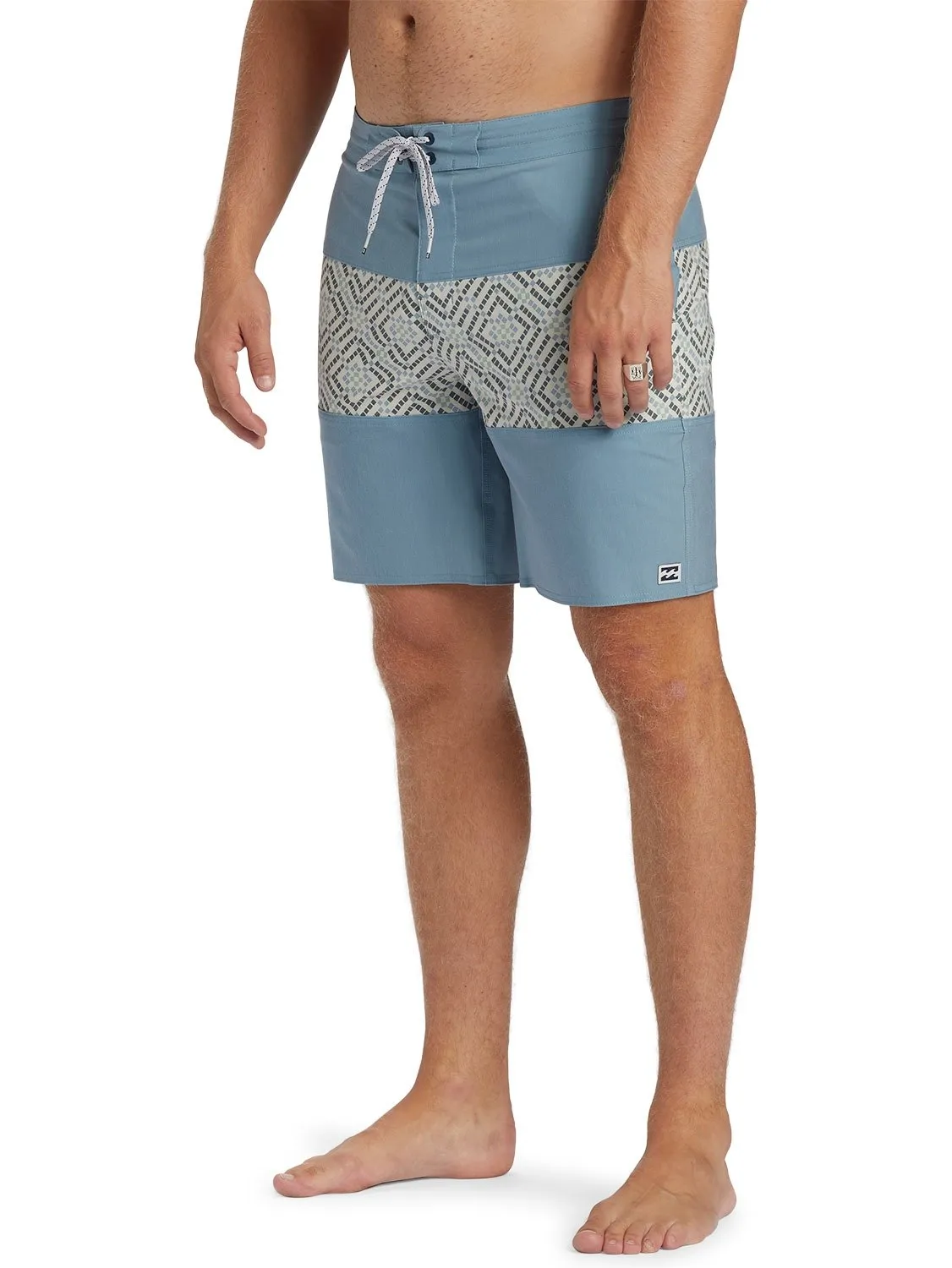 Billabong Men's Tribong 18.5" Boardshort