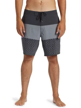 Billabong Men's Tribong 18.5" Boardshort