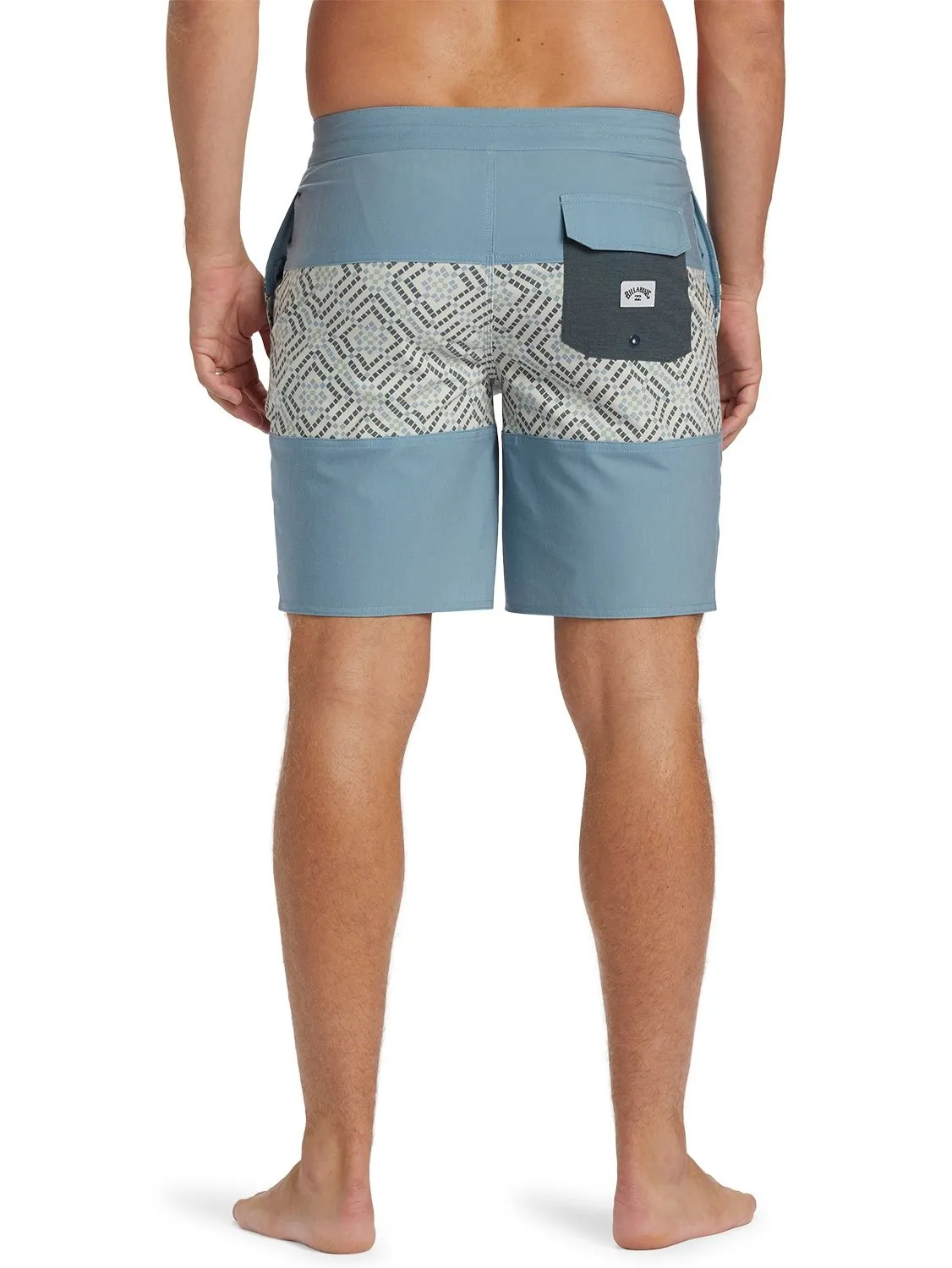 Billabong Men's Tribong 18.5" Boardshort