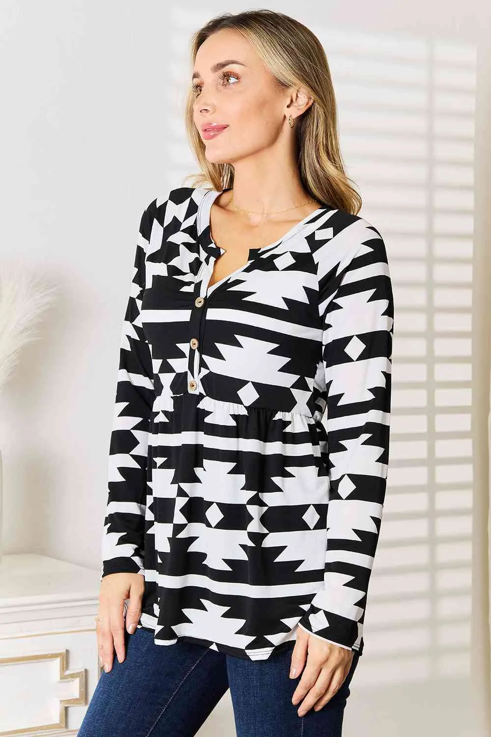 Geometric Notched Neck Long Sleeve Top in Black