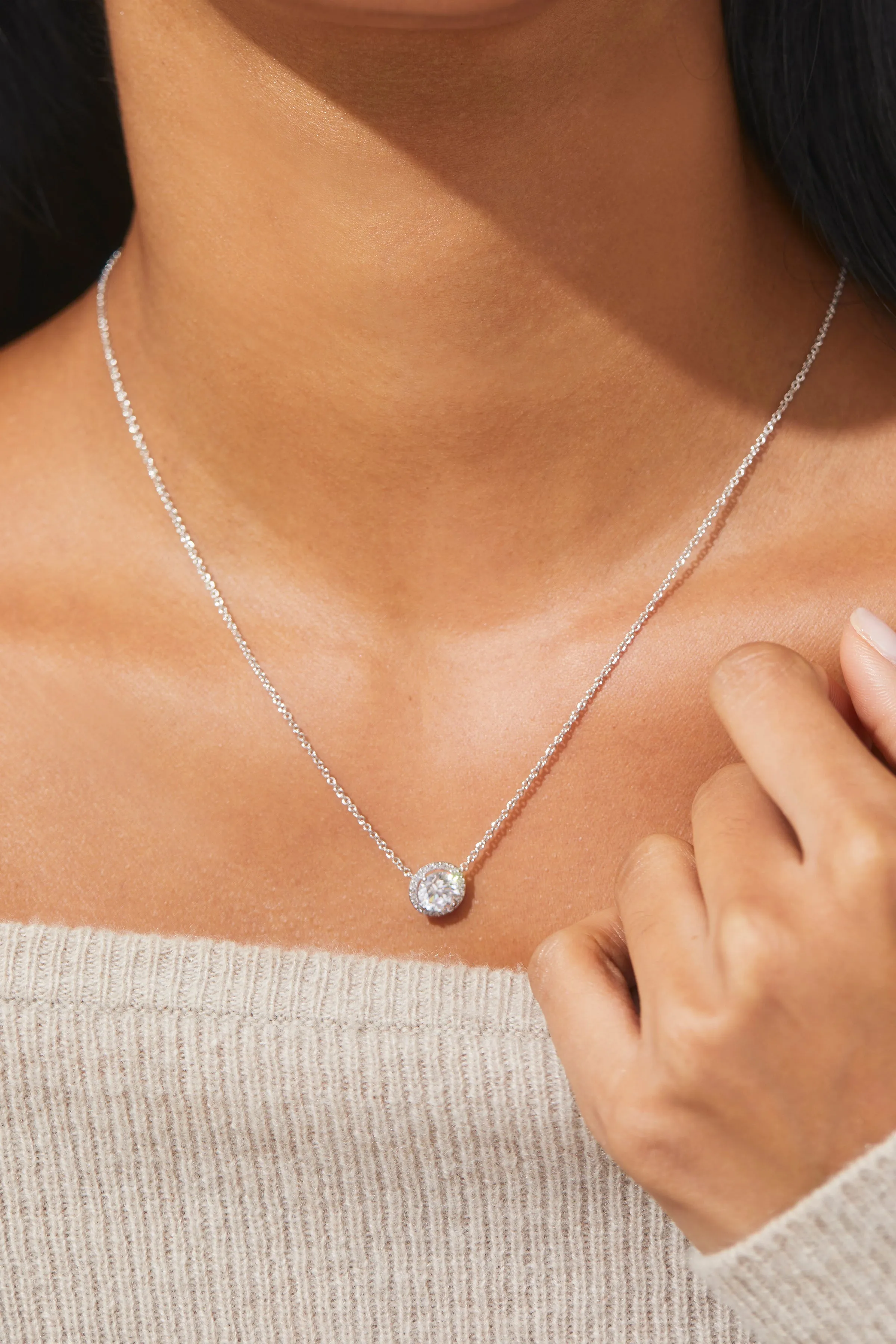 MODERN LOVE ROUND HALO CZ PENDANT NECKLACE